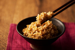 Kohnan Microwavable Brown Rice 160g 1